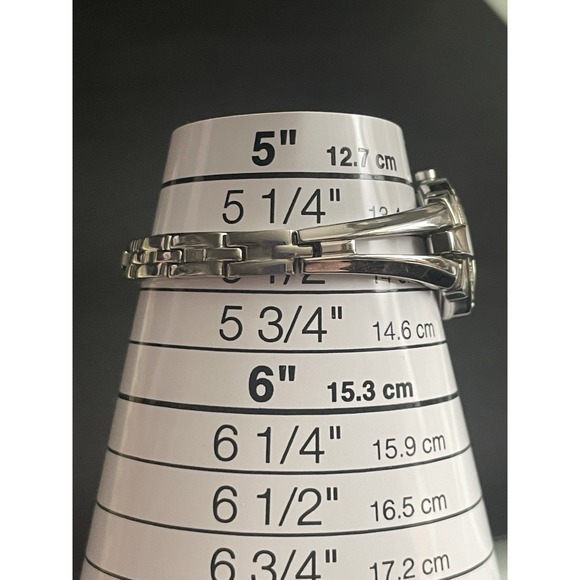 SEIKO Solar Watch Ladies Small Stainless Steel Sapphire Crystal SUP205 Bracelet main image 6